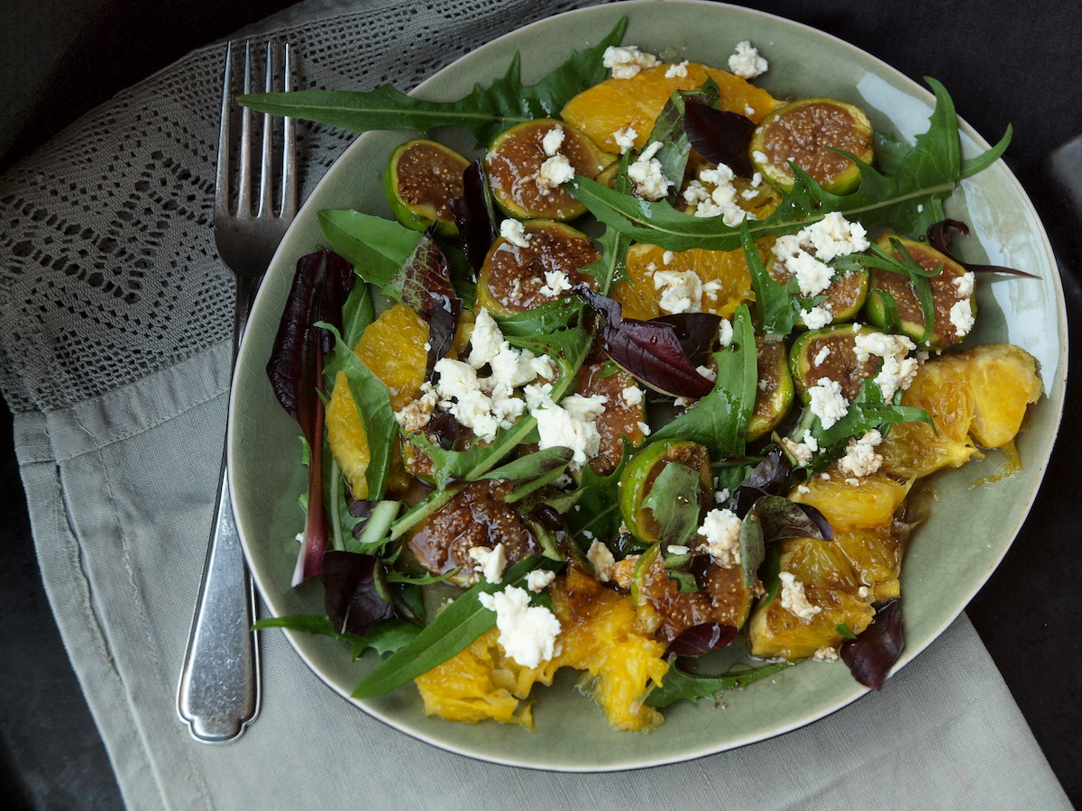 Salat mit karamellisierten Feigen, Orangen und Feta | alles aus dem garten